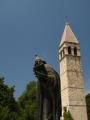 Split, la statue de St Nicolas et le campanile